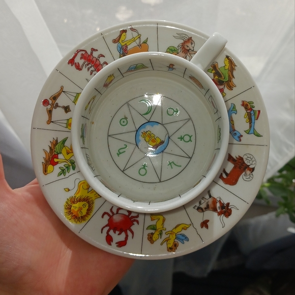 Fortune telling tea cup - Picture 2 of 11